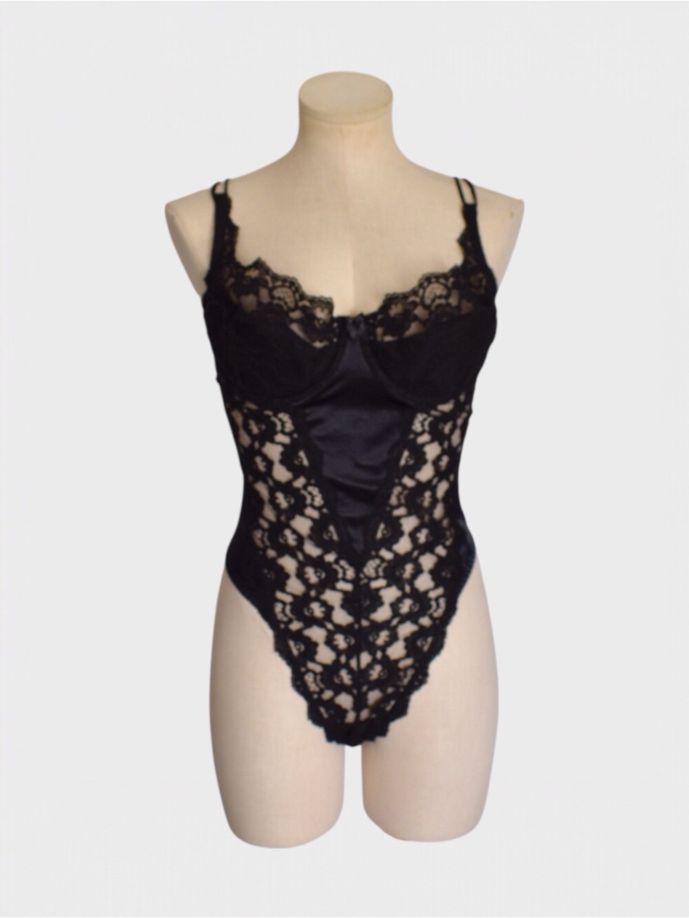 Victorias Secret Vintage Lace Teddy Bodysuit Underwire Lingerie